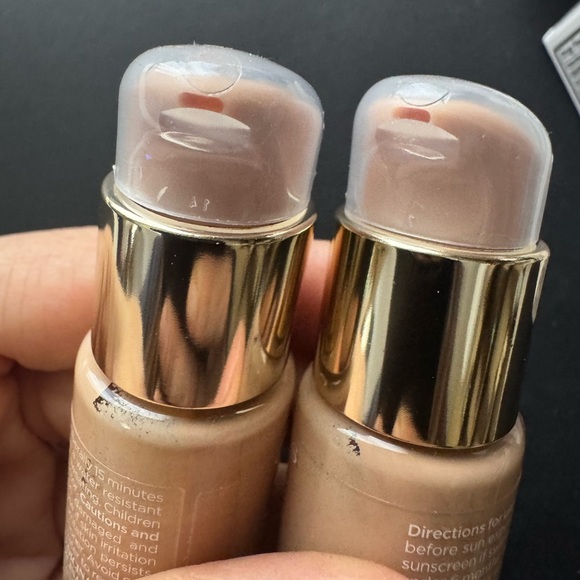 CLARINS Skin Illusion Natural Hydrating Foundation SPF 15 # 112 Amber 30ml/1oz - Picture 9 of 11